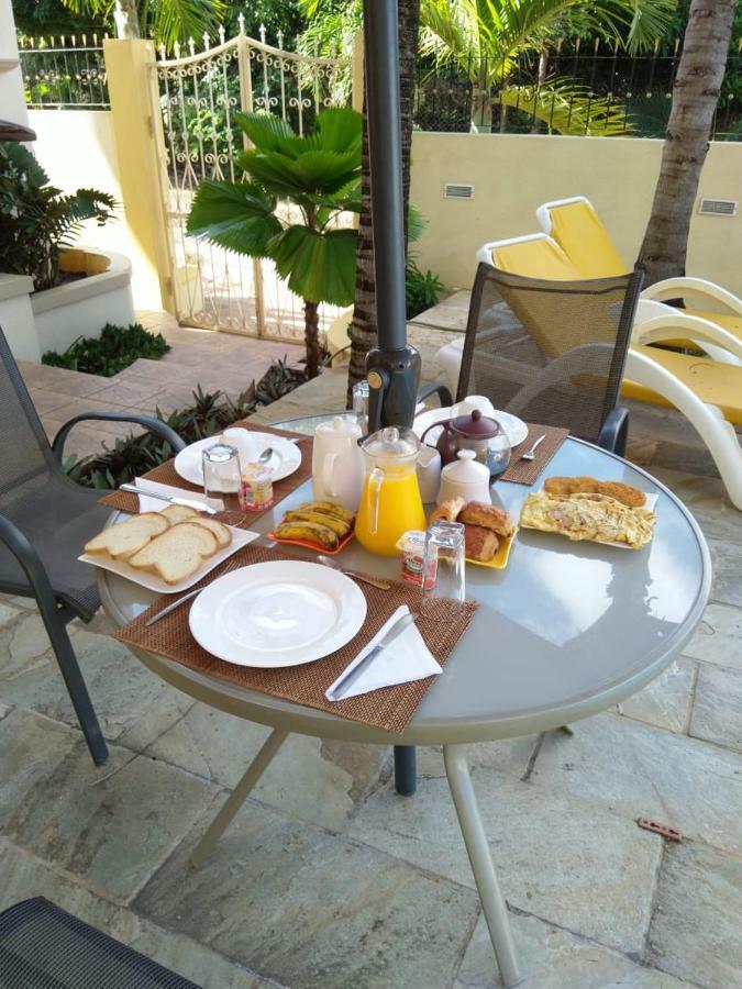 Sweet Escape Villa Flic en Flac Exterior photo